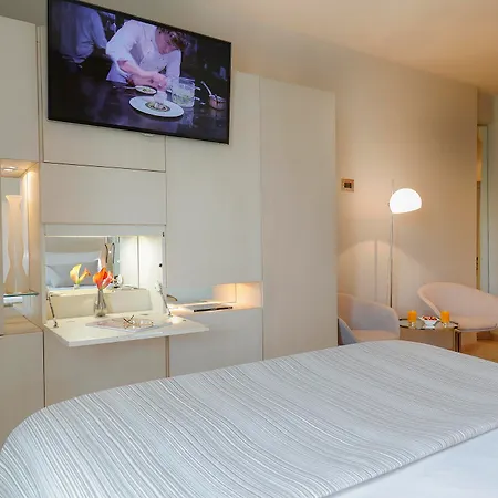 Cram Hotel Barcelona