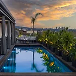 Cram Hotel