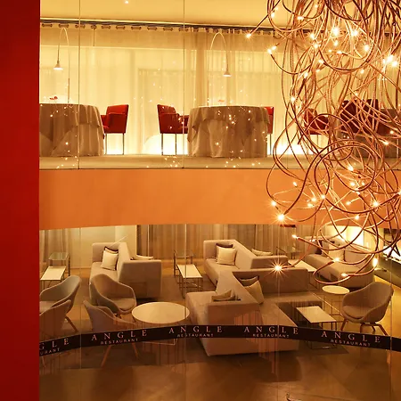Hotel Cram 4*