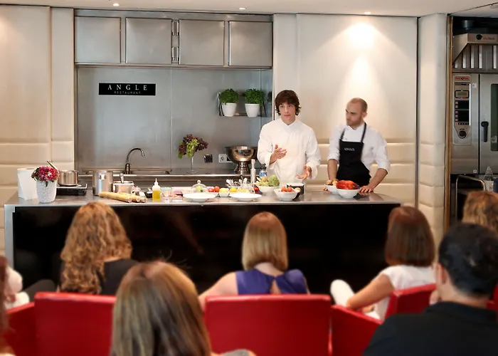 Cram 4* برشلونة