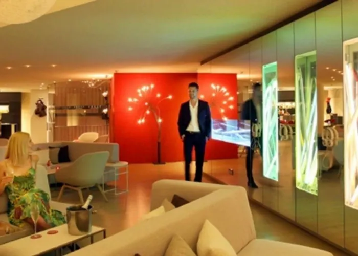 Cram 4* برشلونة