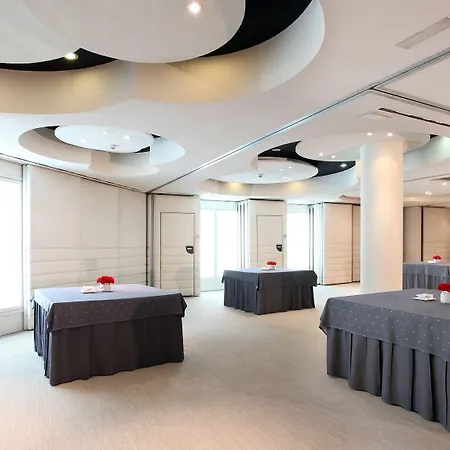 Hotell Cram Barcelona