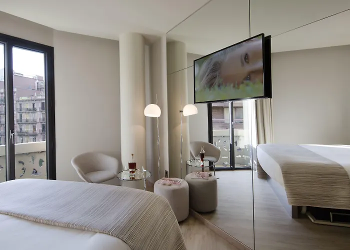 Hotel Cram 4*